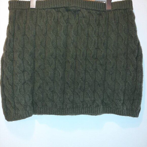 H&M green khaki skirt - Picture 2 of 4